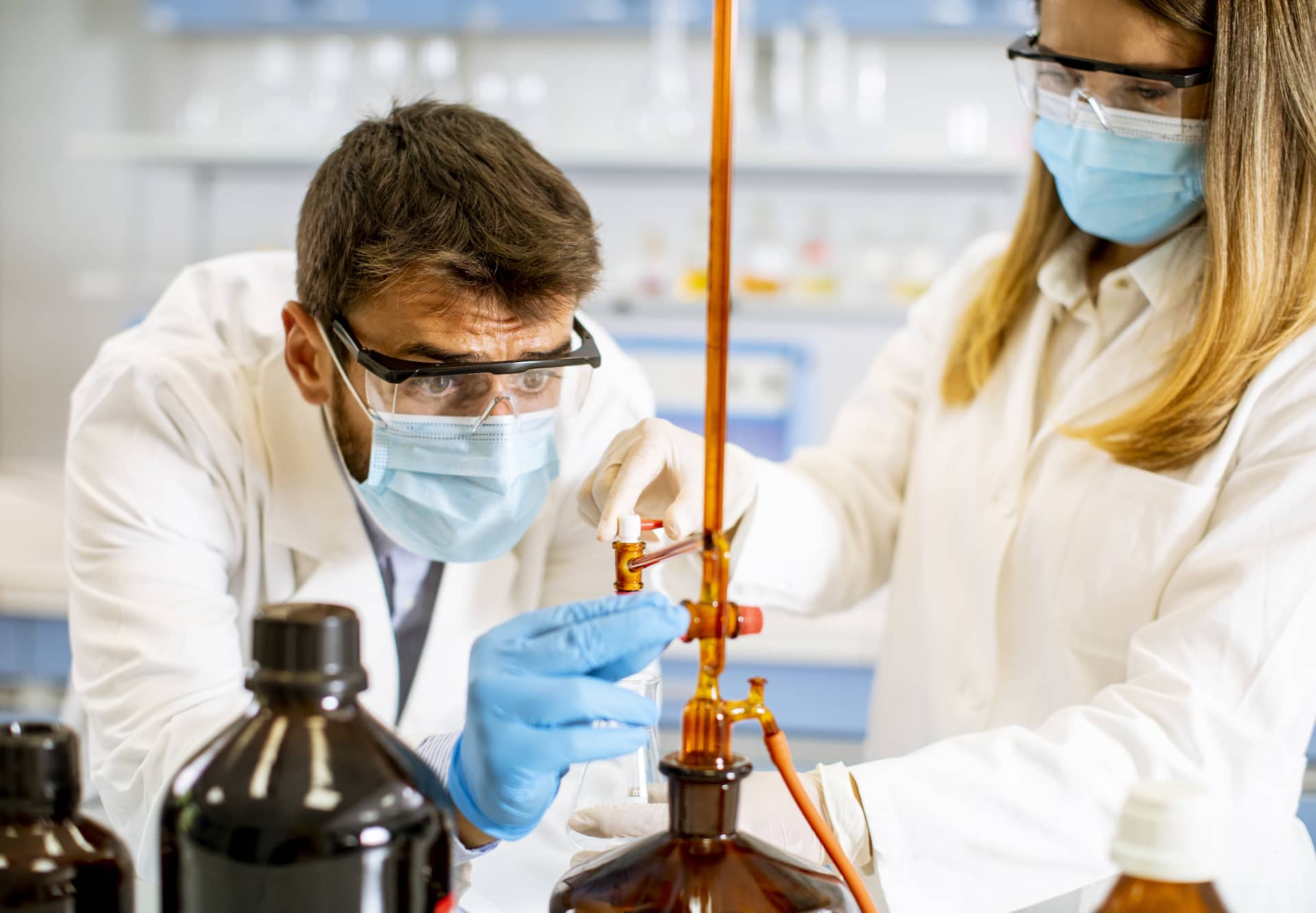 Laboratory Experiments Reveal How Environmental Factors Shape the Epigenome